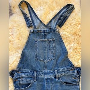 Levi’s overalls